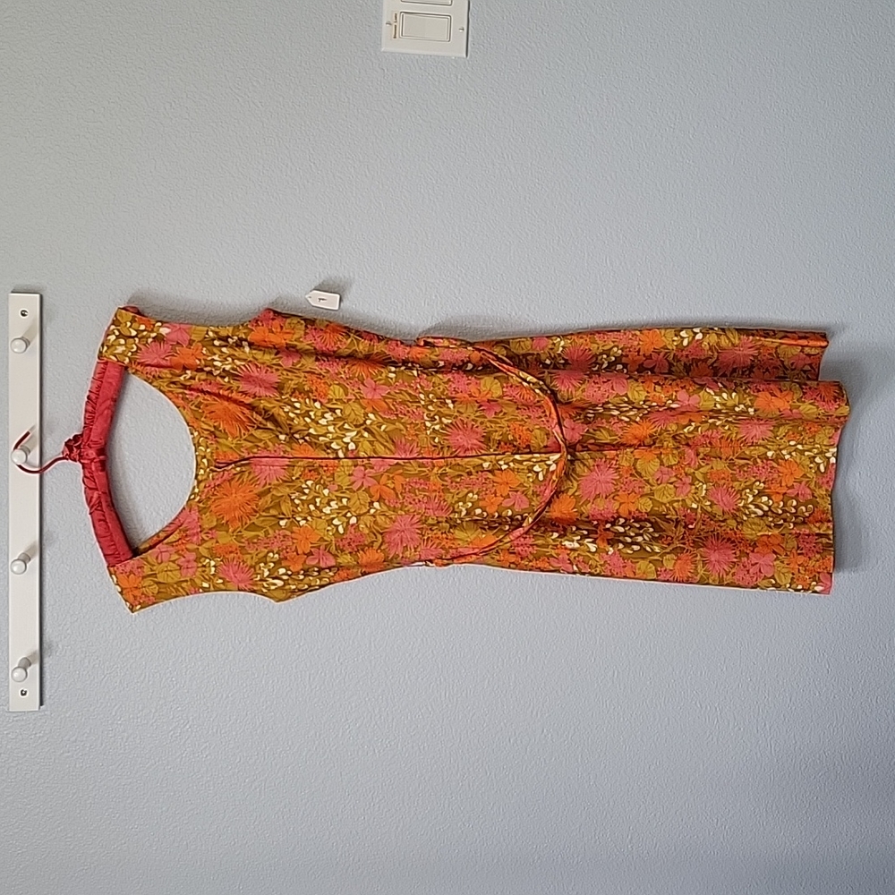 Vintage, orange floral dress, size medium - Picture 4 of 5